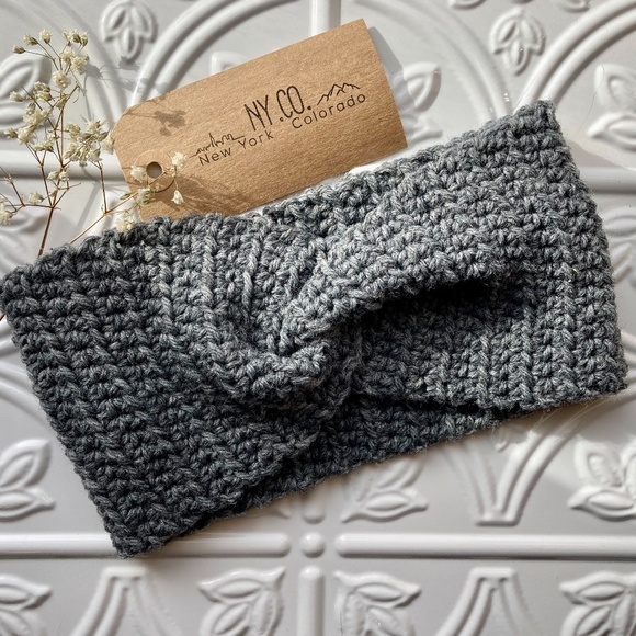 New York to Colorado Accessories - Crochet ear warmer -twist